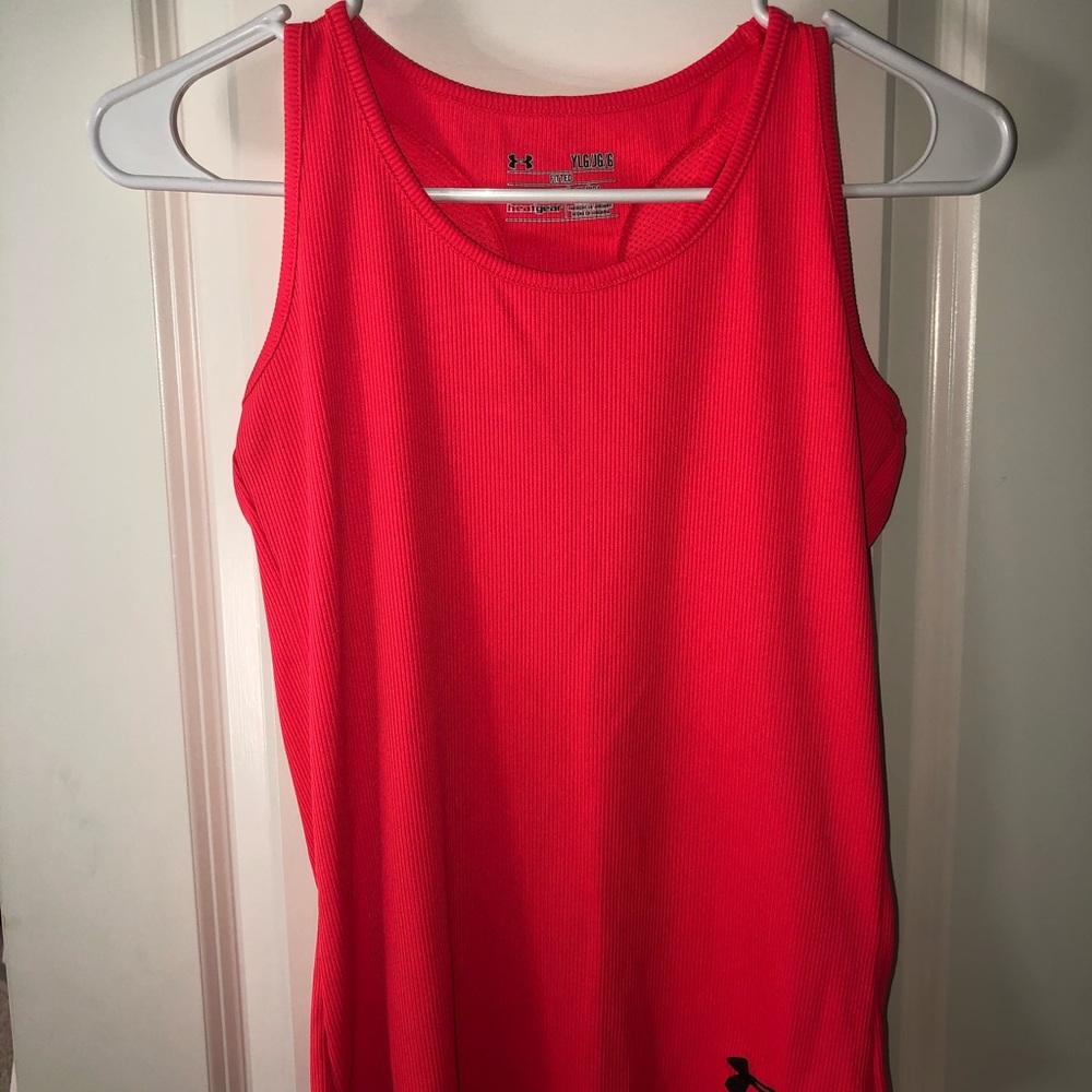 cute workout tank top!